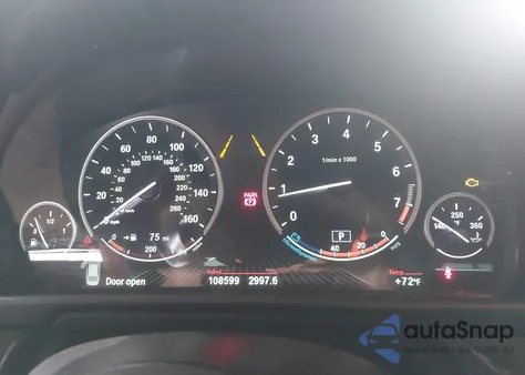 2015 BMW 550I xDrive z USA, uszkodzony, nr VIN WBAKP9C58FD979569